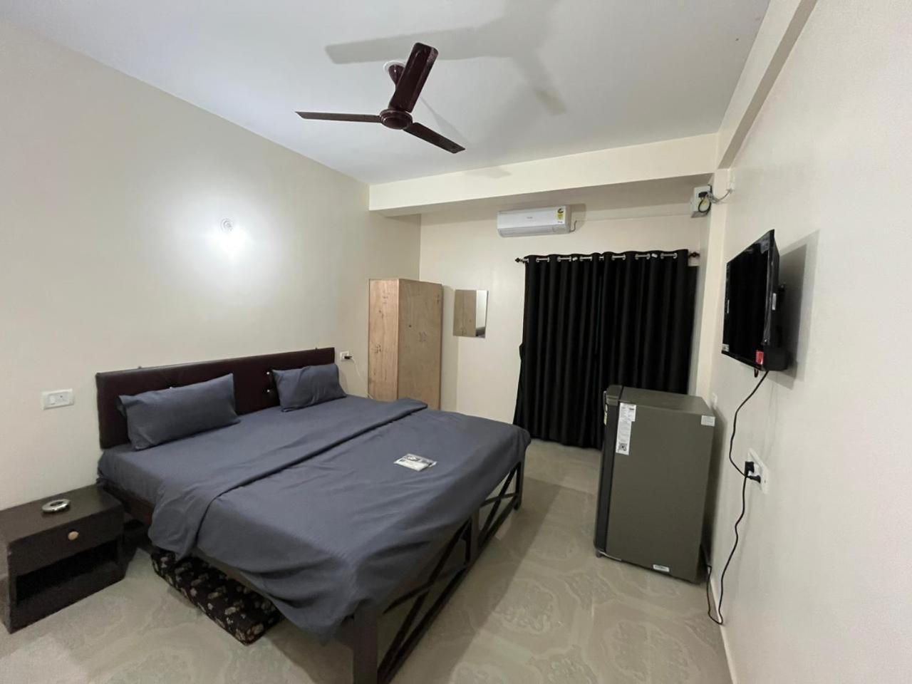 Hotel Saffron Baga Ngoại thất bức ảnh