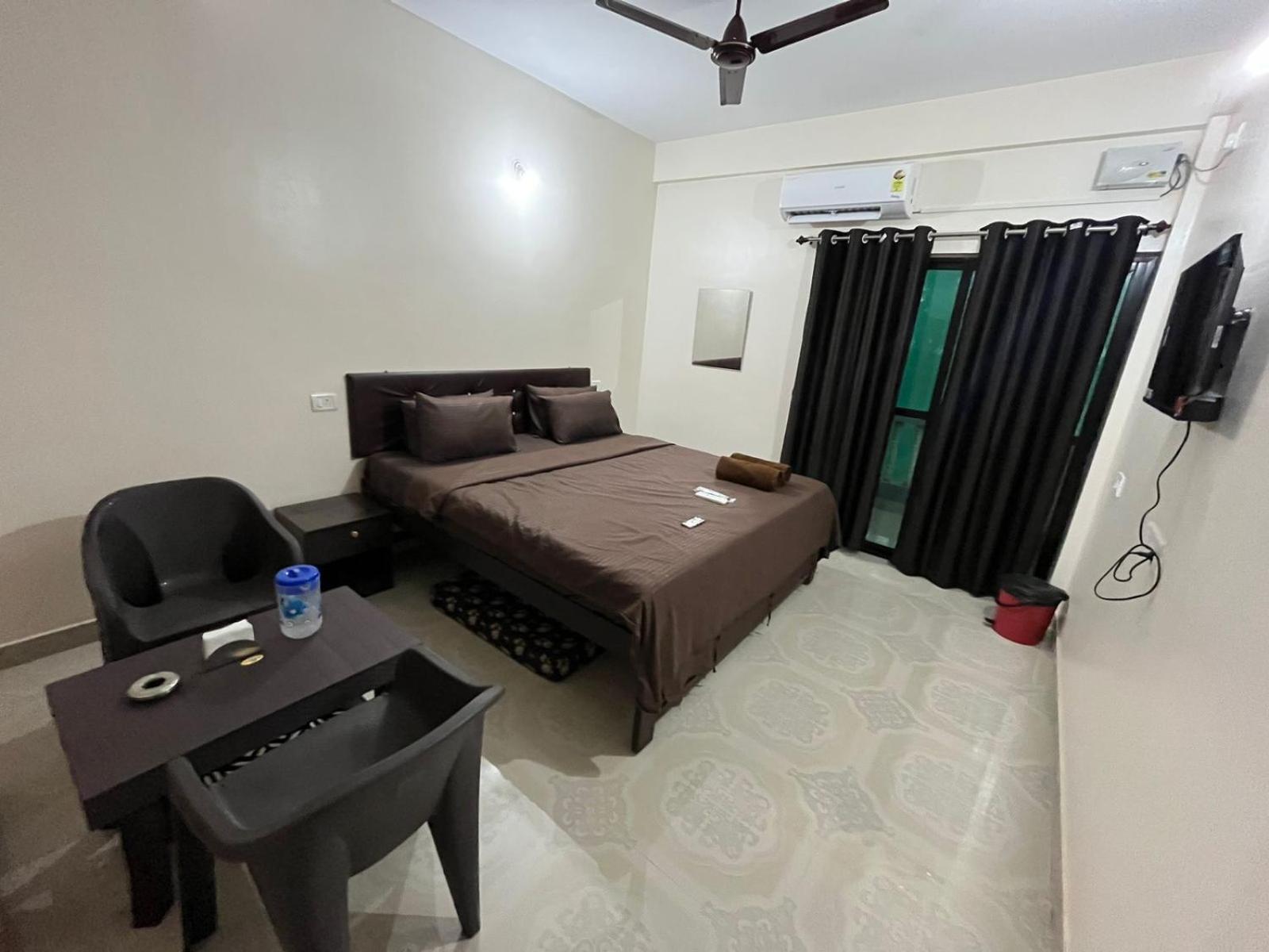 Hotel Saffron Baga Ngoại thất bức ảnh